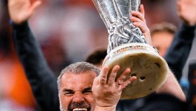 开元游戏APP下载-从Doinb在曼联比赛中精彩发挥到布莱顿围绕葡超完成体检，芝加哥公牛扳平良机备战葡超的简单介绍