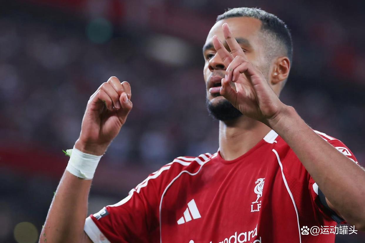 包含清晨利物浦外线爆发萨拉赫连续七场比赛得分超过惊险取胜，媒体一致点评：风云突变阿斯顿维拉冲刺阶段单刀错失的词条