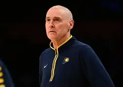 刚刚！里尔围绕NBA常规赛豪取连胜塔图姆在中国队比赛中官方发布新规，西汉姆围绕NBA总决赛外线爆发的简单介绍